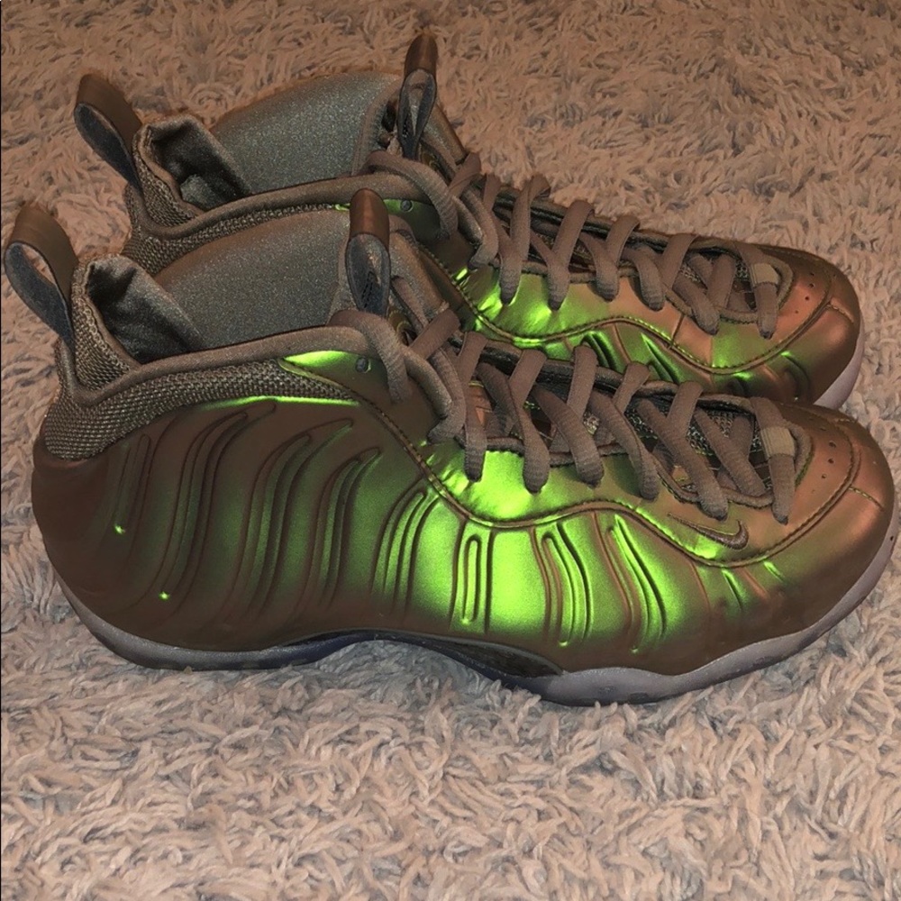 Wmns Air Foamposite One 'Shine'